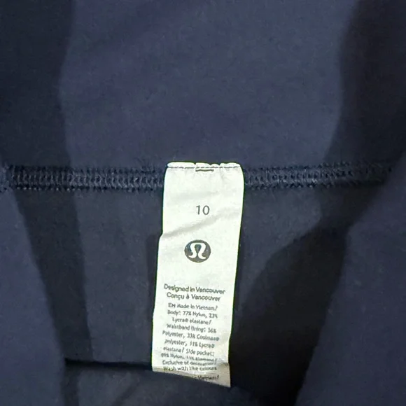 EUC Lululemon Wunder Under Shorts - Picture 3 of 4